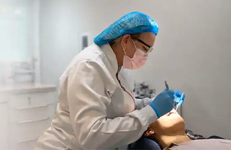 endodontia-2-767x500 mobile